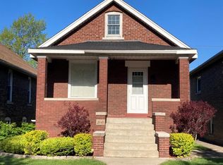2040 Atchison Ave, Whiting, IN 46394