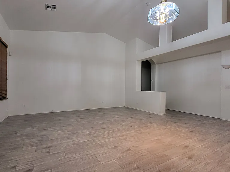 4128 W Menadota Dr — Photo 14