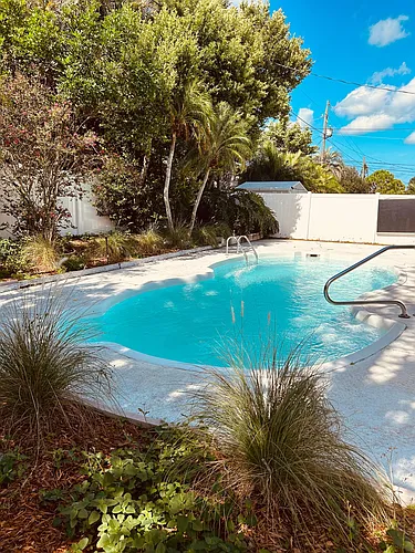 1831 Kay Dr SW Photo 1