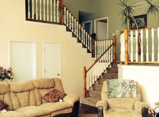 908 N 8th St, Wathena, KS 66090