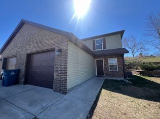 106 Sunrise Cv, Branson, MO 65616