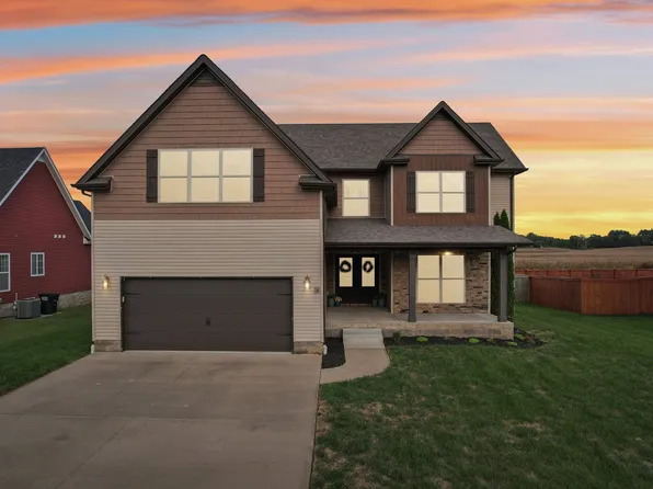 1092 Michaela Cir, Clarksville, TN 37043