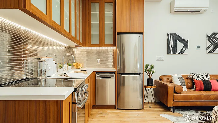 Rented by Nooklyn NYC LLC | media 11
