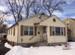 178 Redlands St, Springfield, MA 01104