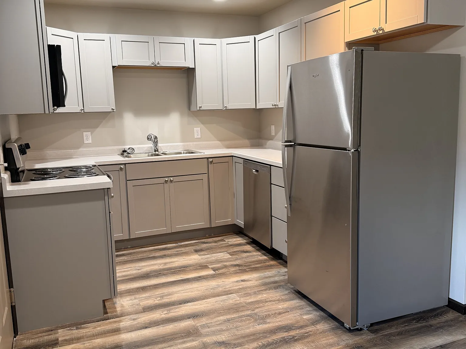 Fox Meadow Townhomes - 3135 - 6 — Photo 1
