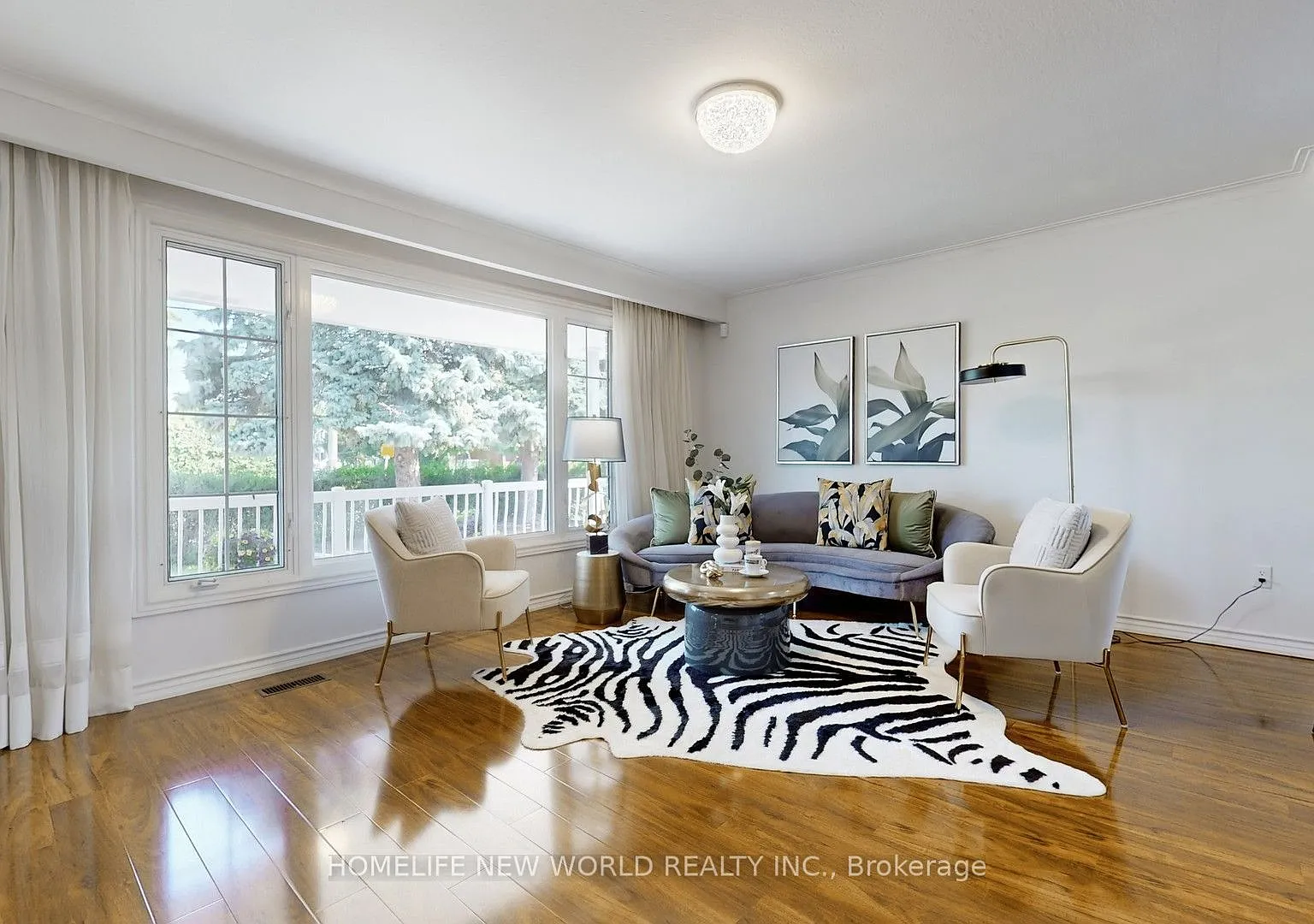 3 bed, $2,890 — Photo 1