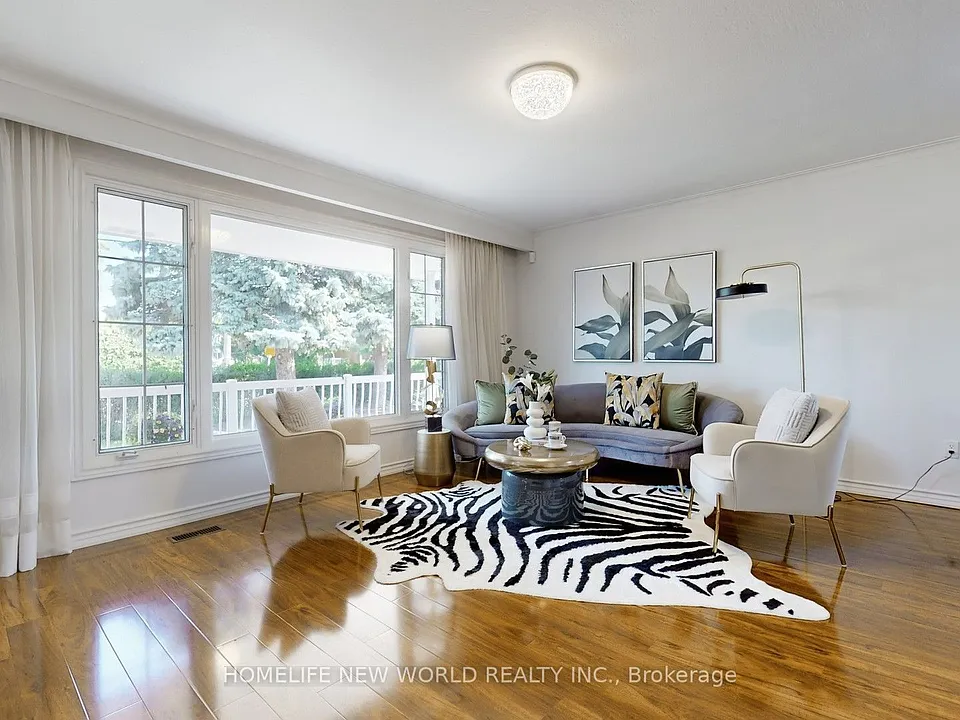 93 Clark Ave #MAIN FLOOR