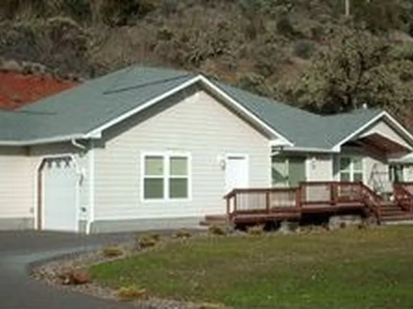 5030 Foothill Blvd, Rogue River, OR 97537