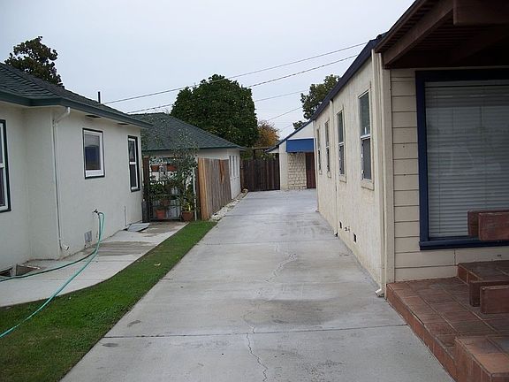 3rd image of 307 E Kettleman Ln