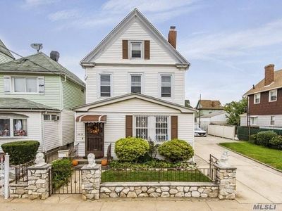 9515 107th St, Ozone Park, NY, 11416