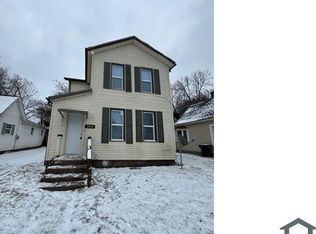 2214 Kemble Ave, South Bend, IN 46613