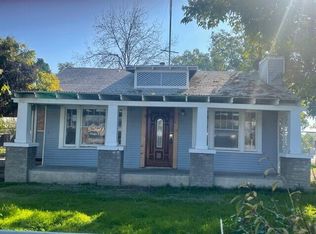 818 S Maple St, Pixley, CA 93256