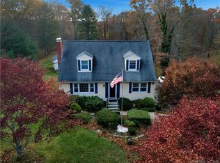 855 Old Hartford Rd, Colchester, CT 06415