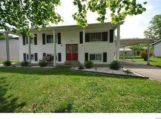 10 Saint Timothy Dr, Saint Peters, MO