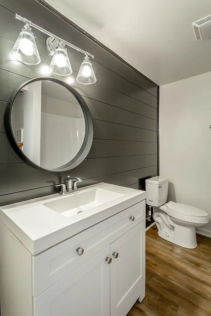 Kate's View Apartments | Updated North Chattanooga Apartments with Scenic Views — Photo 1