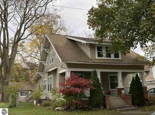 321 Walnut St, Alma, MI 48801