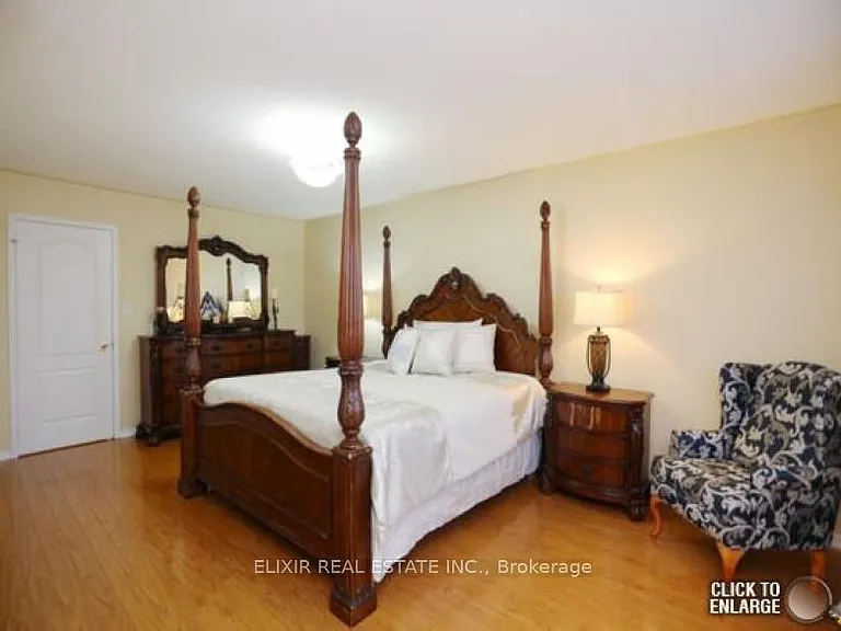 4 Lonestar Cres — Photo 15
