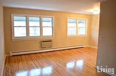 Rented by Living New York