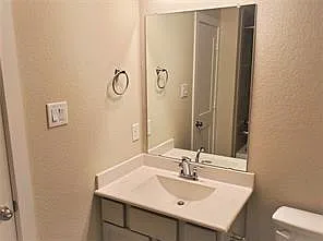 2522 Manor Valley Ct — Photo 14