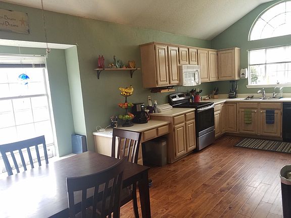 5th image of 7937 Whispering Woods Ln