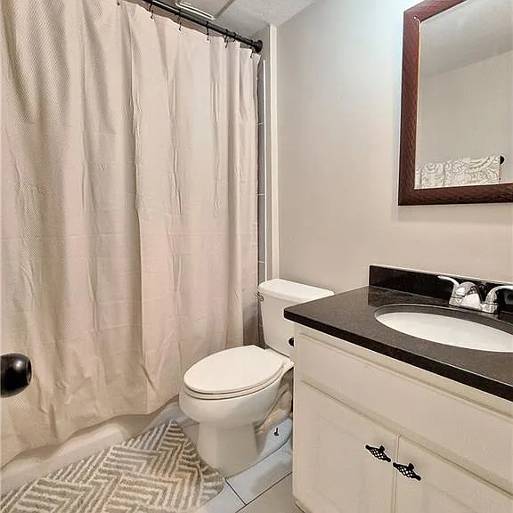 1142 Riverside Trce — Photo 16