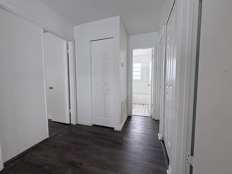 1019 Kelsey Ave — Photo 8
