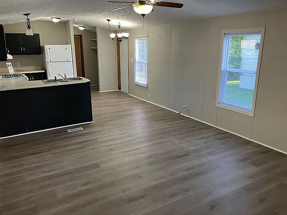 2nd image of 500 W Payton St #22