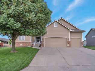 3017 S Duncan St, Newton, KS 67114