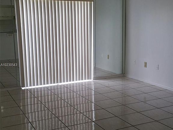 4th image of 4275 NW South Tamiami Canal Dr
