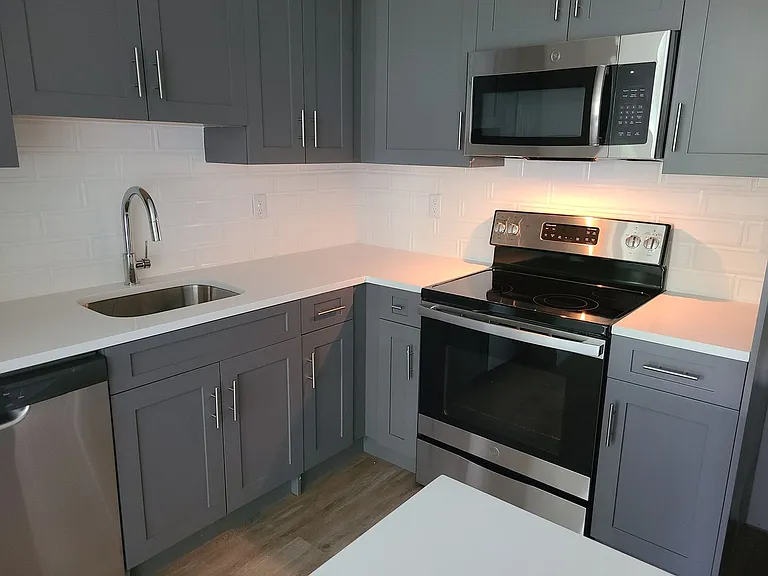 Lexington Riverview — Photo 9