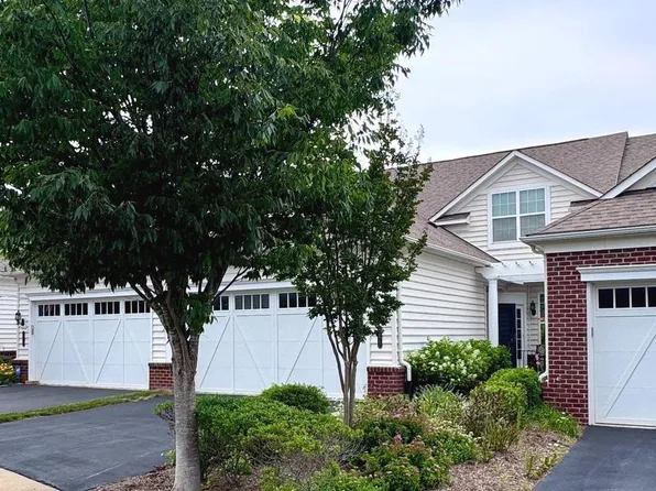 44442 Cruden Bay Dr, Ashburn, VA 20147