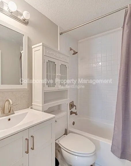 2025 Eppinger St — Photo 9