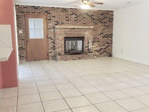 5th image of 7705 Le Jeune Dr