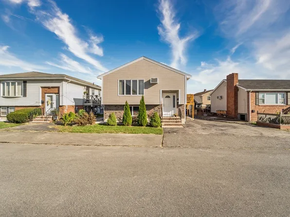 108 Geneva St, Revere, MA 02151