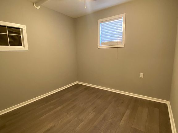 5th image of 131 E 46th St #14