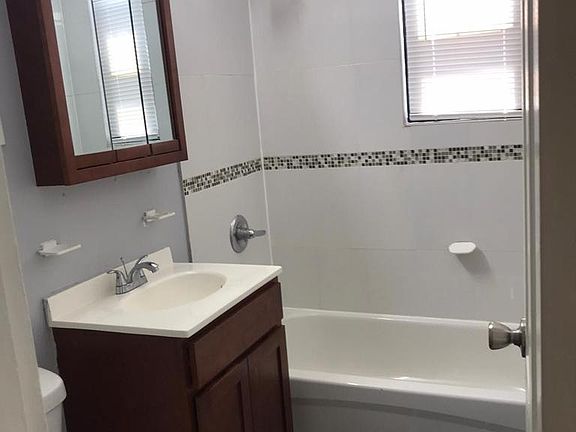 5th image of 5 Rhode Island Ave APT 1D
