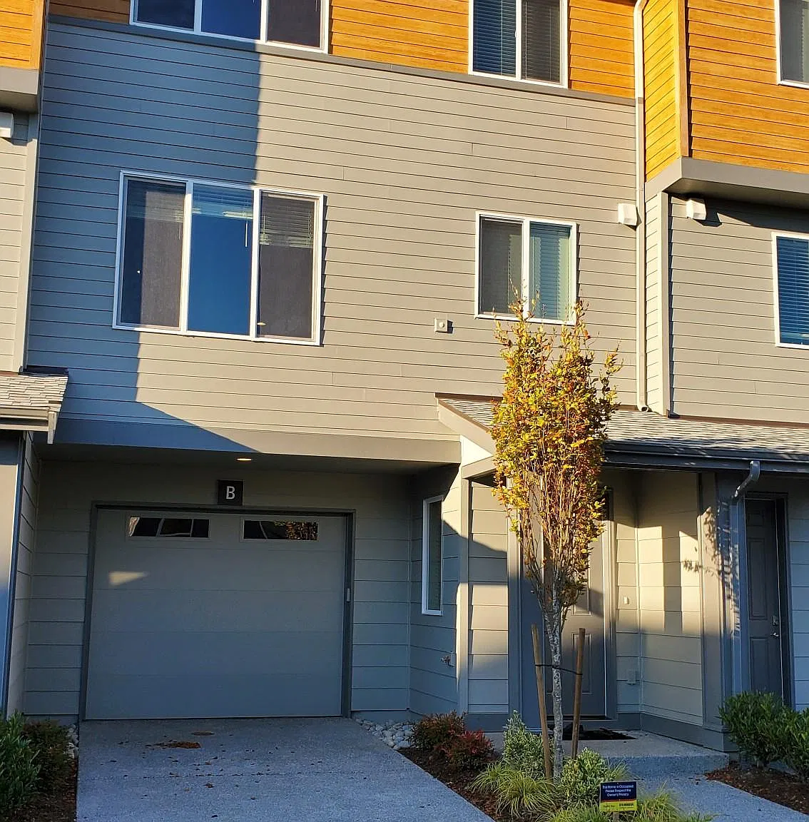 2 bed, 1422 sqft, $3,000 — Photo 2