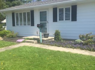 306 Peach St, Wapakoneta, OH 45895
