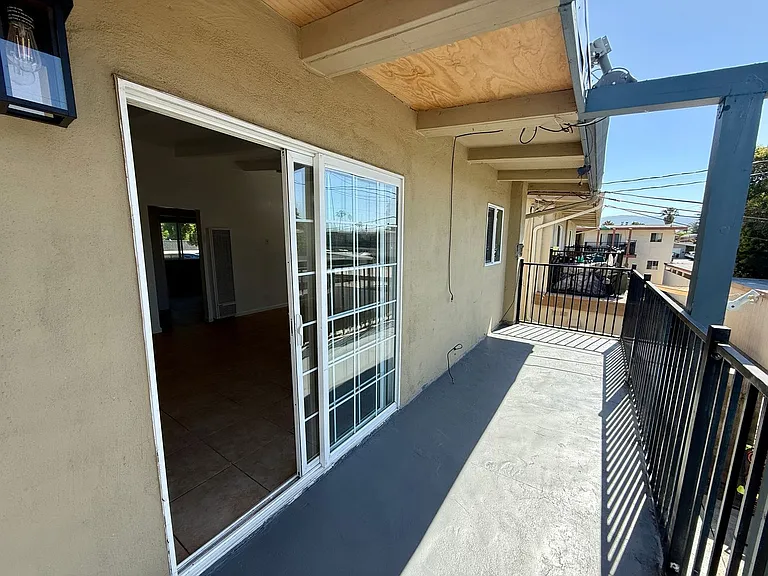 1805 Bradford Way — Photo 12