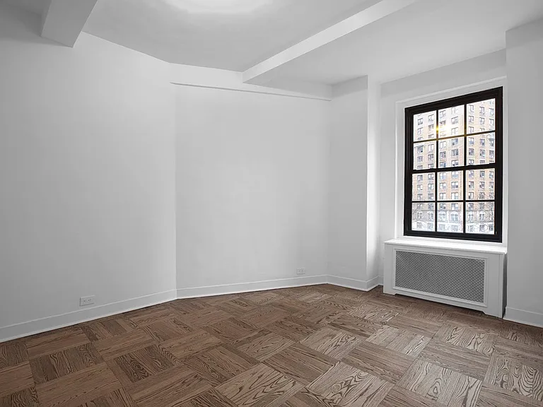 160 W 71st St #4U — Photo 8