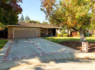 366 Fontainbleau Ter, Los Altos, CA 94022