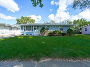 132 Laura Ln, Thornton, IL 60476