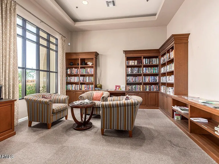22568 W Shadow Dr — Photo 35