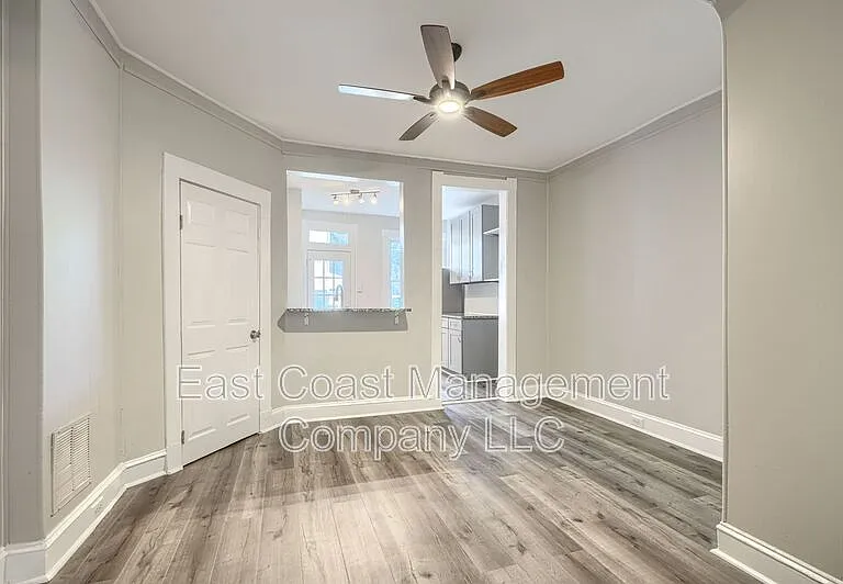 1530 N Rosedale St — Photo 4