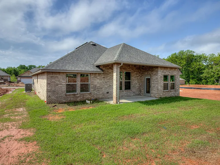 1103 Wisteria Way — Photo 61
