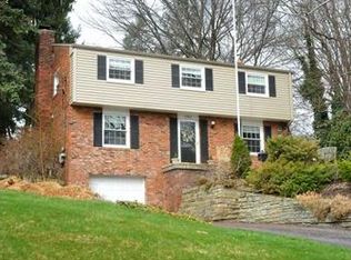 1265 Star Ridge Dr, Pittsburgh, PA 15241