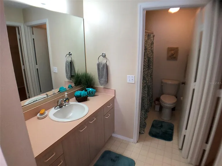 705 Villita Ln — Photo 17