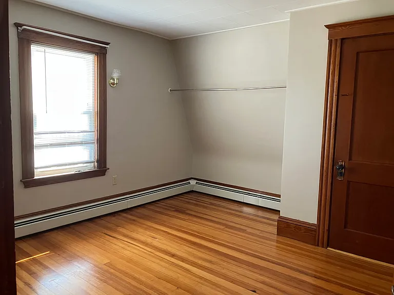 98 Leach St #3 — Photo 10