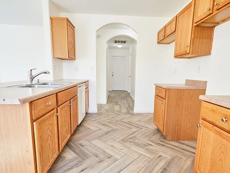 25029 Avenida Laredo — Photo 7