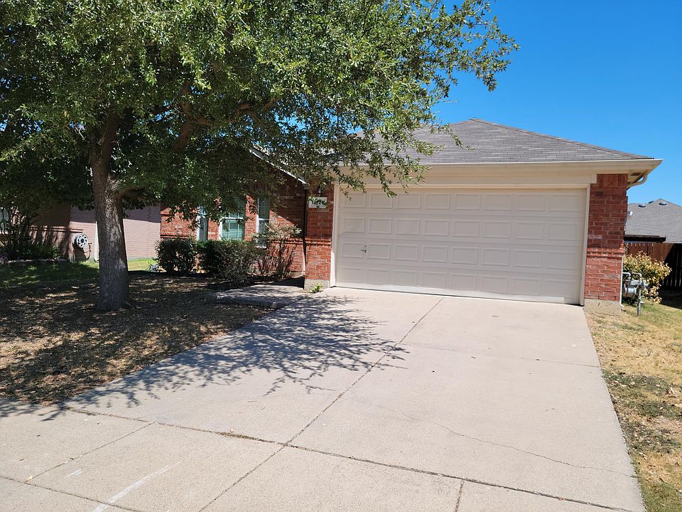 1st image of 12120 Lamington Dr